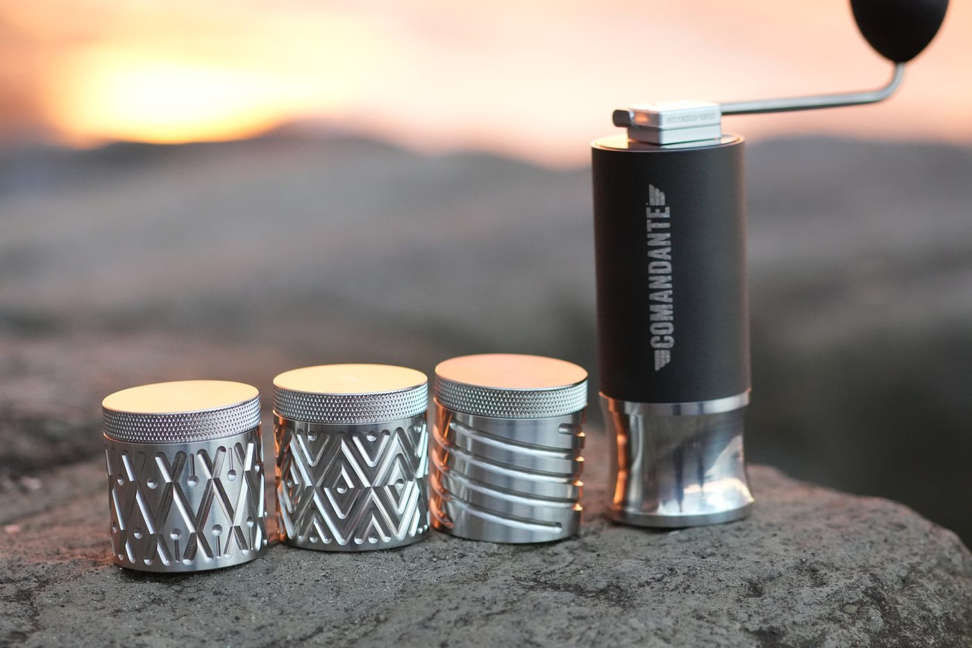Megutokoubou canister with Comandante grinder at sunset